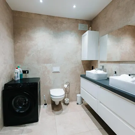 Appartement Grand Rez De Jardin